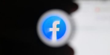 Guerra Ucraina-Russia, Mosca blocca Facebook