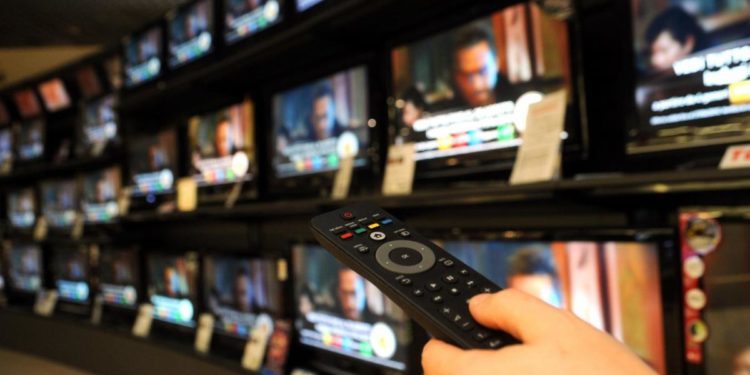 Streaming illegale, blitz Finanza: sequestri anche su Telegram