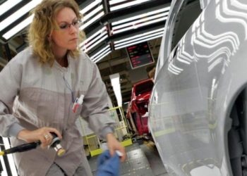 Antitrust chiude 14 procedimenti su case auto