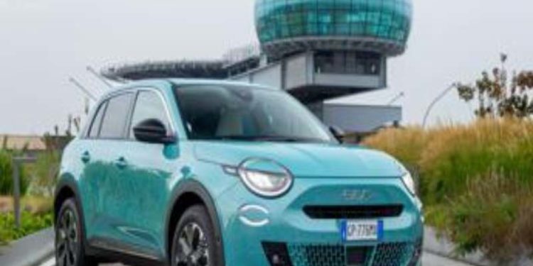 Fiat 600 Hybrid: tecnologia ibrida avanzata