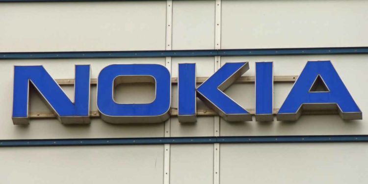 Nokia vende le attività nella gestione di servizi e dispositivi, taglia 500 posti