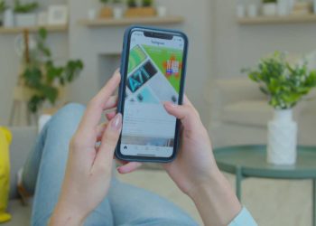 Facebook e Instagram diventano più sicuri per under 18