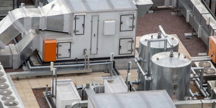 Come riscaldare consumando pochissimo? Il futuro della climatizzazione industriale è con Tecsaving