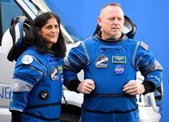 Due astronauti Usa bloccati nello spazio, sull’Iss fino a febbraio 2025