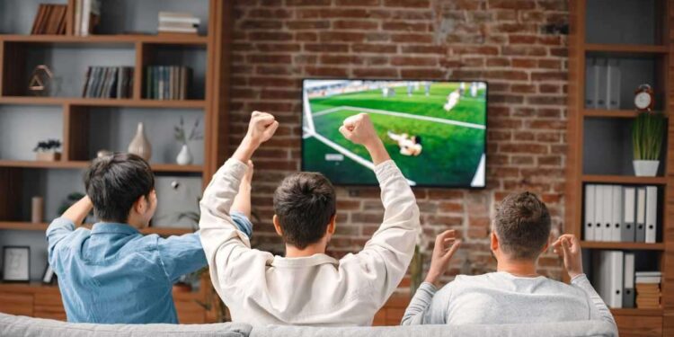 Dalla Serie A alla Coppa Italia: come vedere il calcio in tv oggi in Italia (mini-guida)