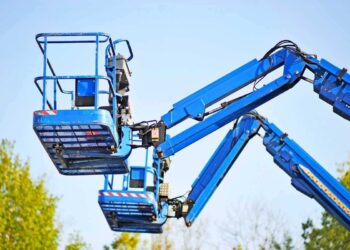 Haulotte Compact: Piattaforme Aeree Usate per Ogni Esigenza di Sollevamento