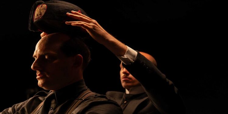 M – Il Figlio del Secolo | Gli studenti delle superiori a lezione dal Professor Barbero sugli anni raccontati dalla serie Sky Original