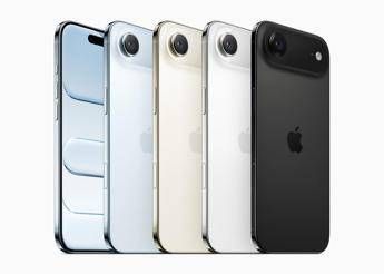 Il flop di iPhone Air frena la corsa dei cloni