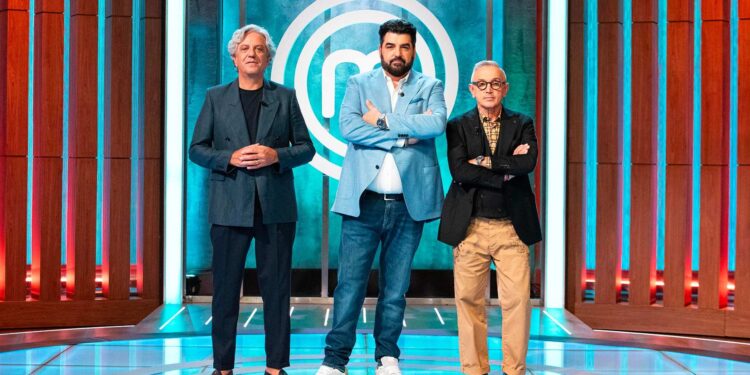 Dall’11 dicembre Barbieri, Cannavacciuolo e Locatelli riaprono le cucine di Masterchef Italia