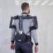 Robotica indossabile: Comau lancia MATE-XT GO per l’ergonomia industriale