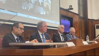 Benzina e Gasolio, scatta l’operazione trasparenza: ecco chi sta gonfiando i prezzi (e come verranno fermati)