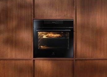 Pizza professionale a casa: il nuovo forno da 340°C