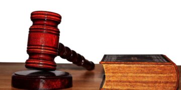 La rivoluzione della giustizia a portata di click: consulenza legale e web