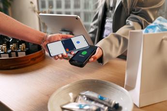 Agentic Commerce, gli italiani pronti a delegare gli acquisti all’Intelligenza Artificiale