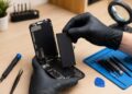 Assistenza iPhone vicino a me: dove conviene cambiare batteria