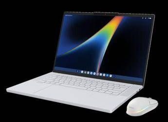 Arriva il primo Googlebook Lenovo, esperienze AI premium in meno di 1,4 kg