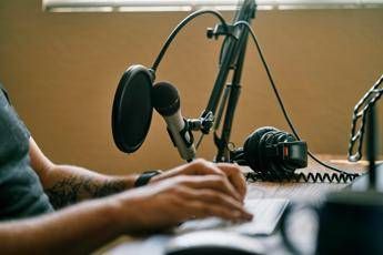 Podcast, in Italia li ascoltano in 18,5 milioni: cresce l’audio entertainment