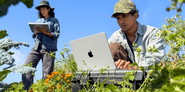 Apple presenta il MacBook Pro 14 pollici con chip M6
