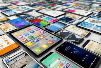 Smartphone, in tre mesi vendite giù del 20%: peggior risultato dal 2012